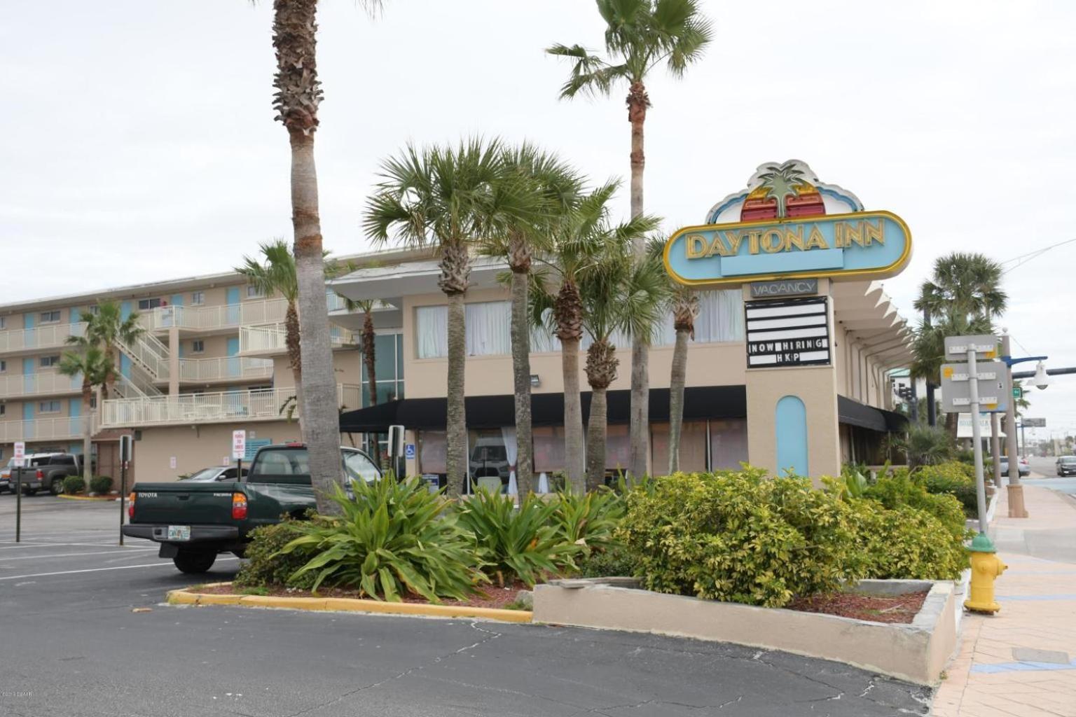 Appartement Ocean Breeze - Direct Ocean Front-Pool Is Open à Daytona Beach Extérieur photo
