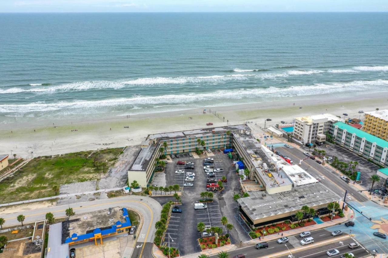 Appartement Ocean Breeze - Direct Ocean Front-Pool Is Open à Daytona Beach Extérieur photo