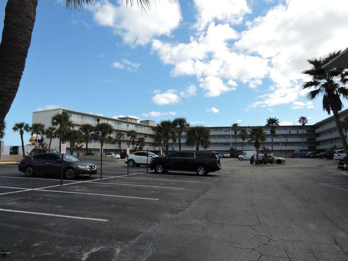 Appartement Ocean Breeze - Direct Ocean Front-Pool Is Open à Daytona Beach Extérieur photo